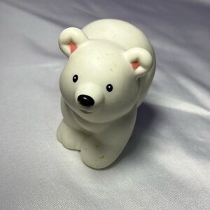 Vintage 2001 Fisher Price Little People Polar Bear Zoo Animal Figure Toy